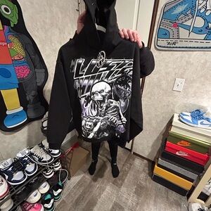 Black Graphic Hoodie with Skull Design-Lost Hills